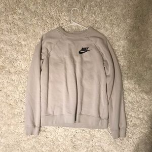Tan Nike sweatshirt